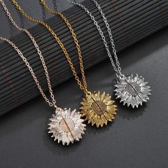 Sunflower Double Layer Engraved Necklace