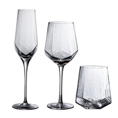 Wholesale Nordic Vintage Hammered Glass Wine Goblet